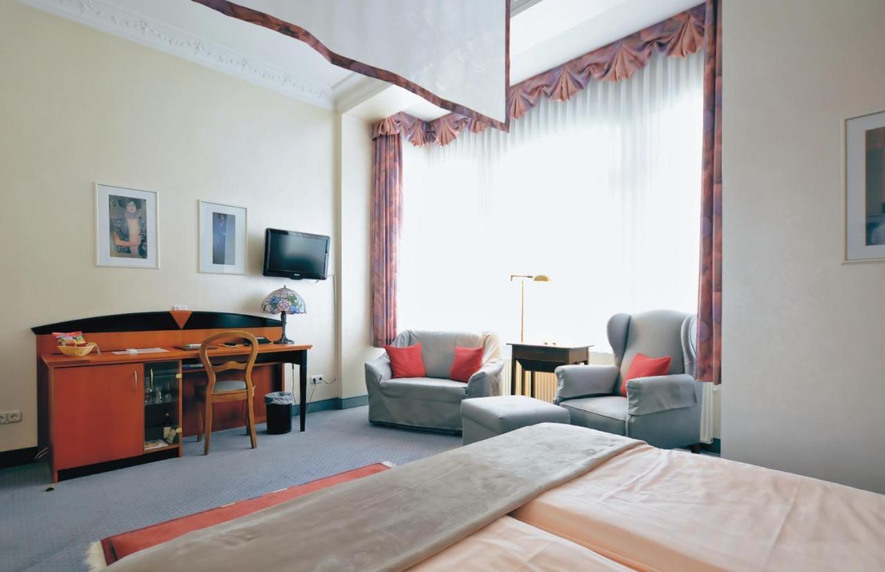 Hotel Jugendstil Hamelin Exteriör bild